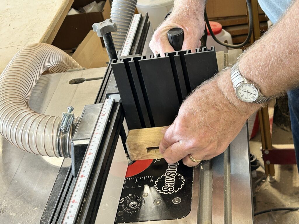 Rounding over the edges of the mallet head at the router table