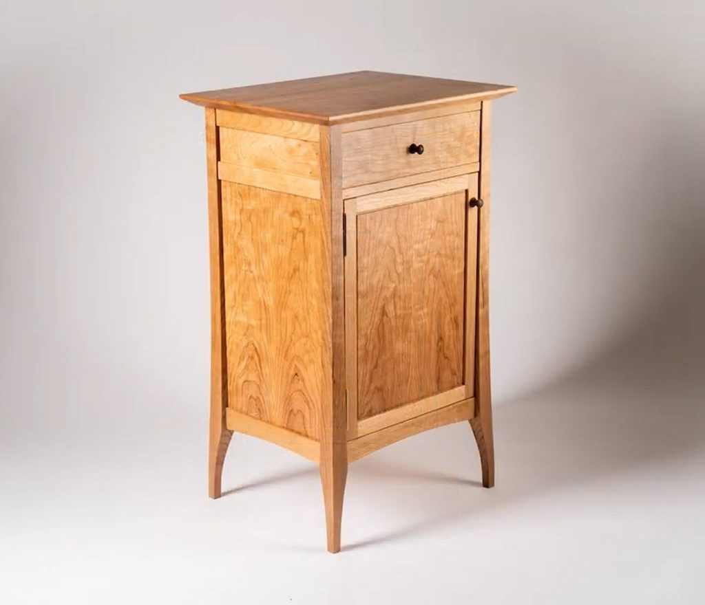 Build A Customized Elegant Wine Cabinet